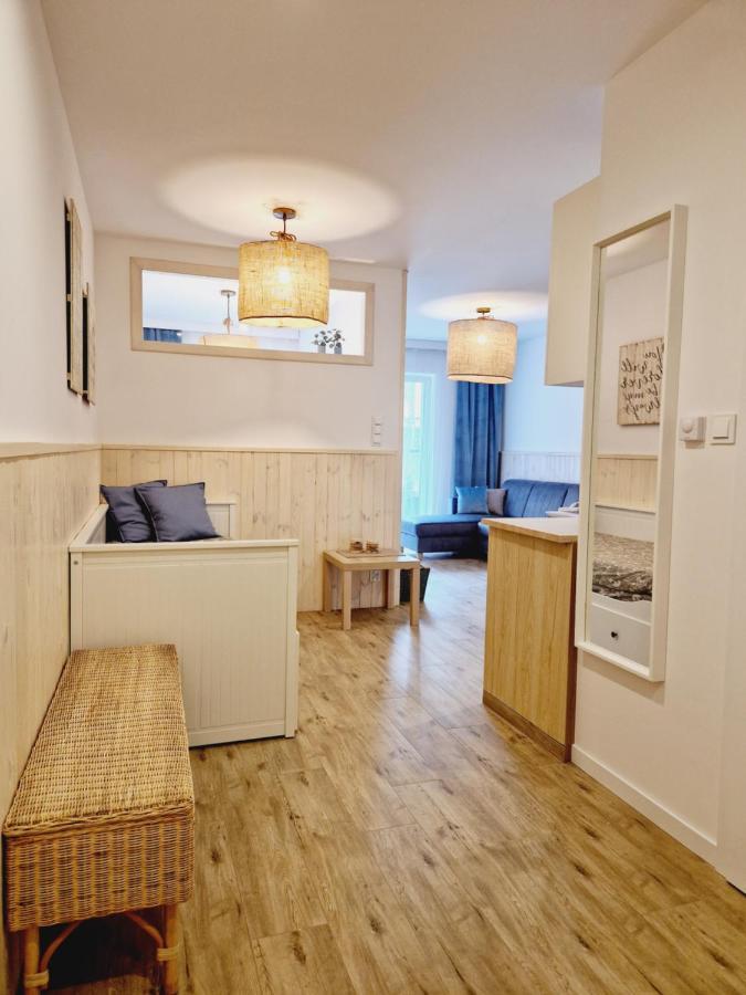 Pba Stockholm - Basen Kryty, Parter, Taras, Parking Apartment